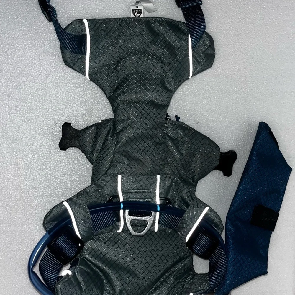 NEW‎ Arcadia Trail Water Bladder Dog Harness Blue Medium With Collapsible Bowl